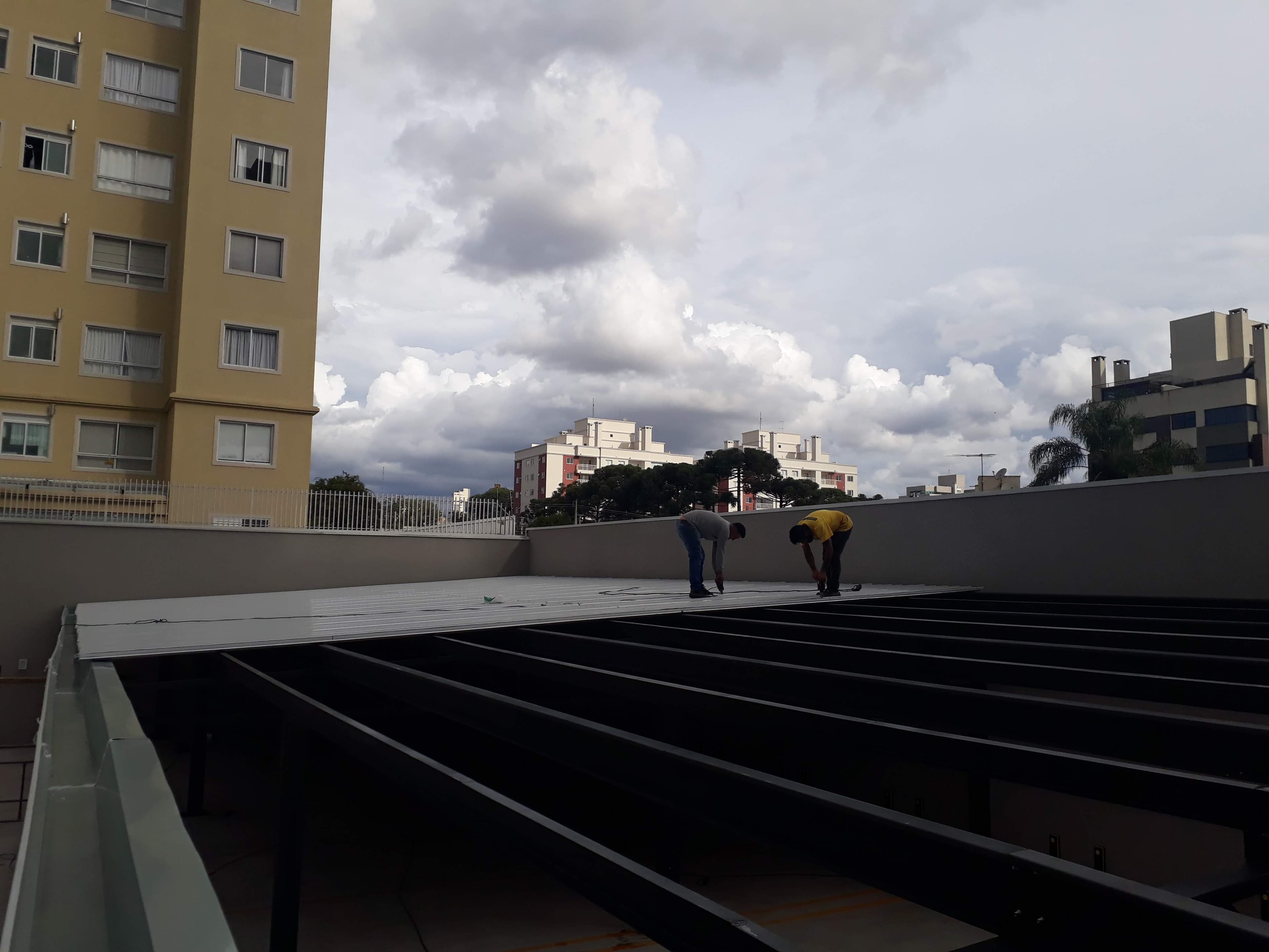 Cobertura Metálica para Prédio e Condomínios - Acompanhamento Foto 11