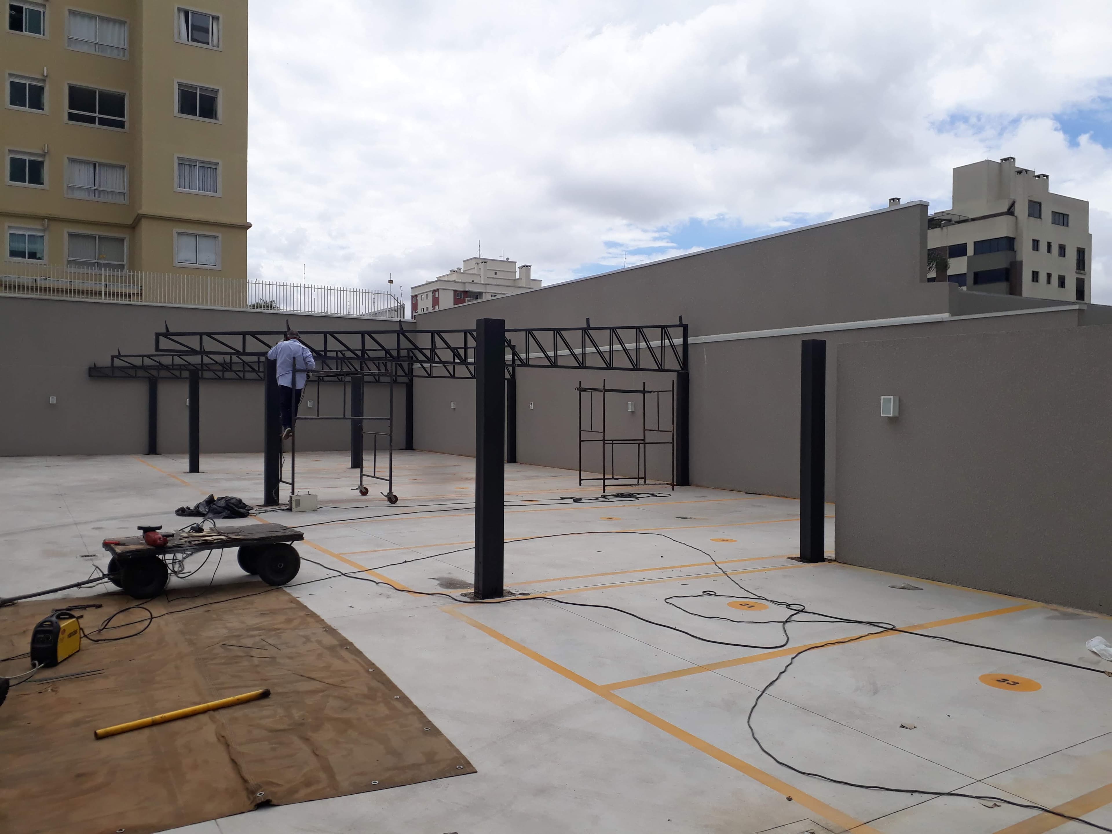 Cobertura Metálica para Prédio e Condomínios - Acompanhamento Foto 5