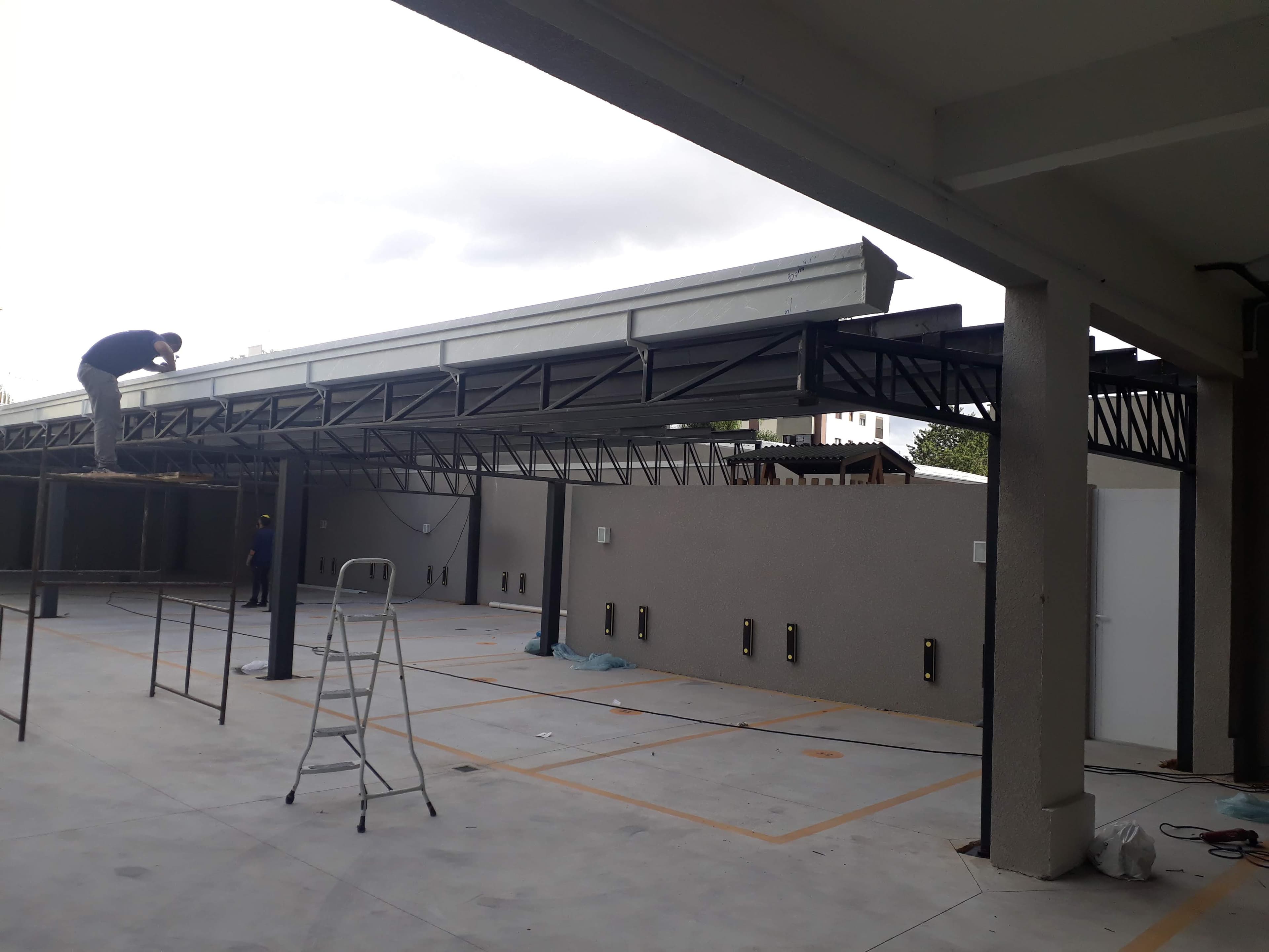 Cobertura Metálica para Prédio e Condomínios - Acompanhamento Foto 8