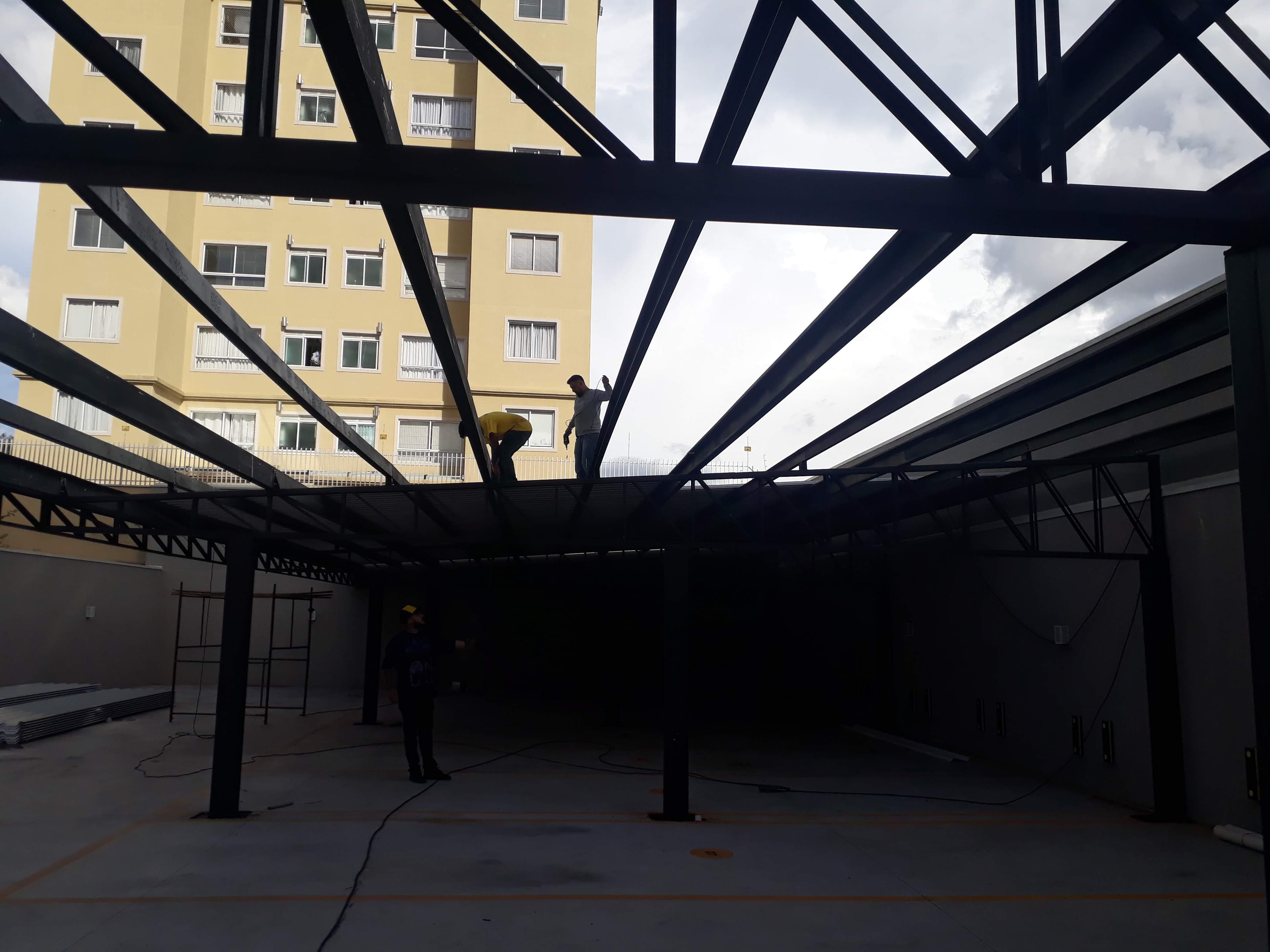 Cobertura Metálica para Prédio e Condomínios - Acompanhamento Foto 9