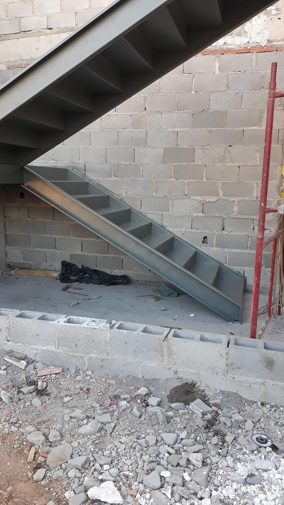 Obras Vivas de Mezanino Metálico Corporativo e Logístico - Acompanhamento Foto 12