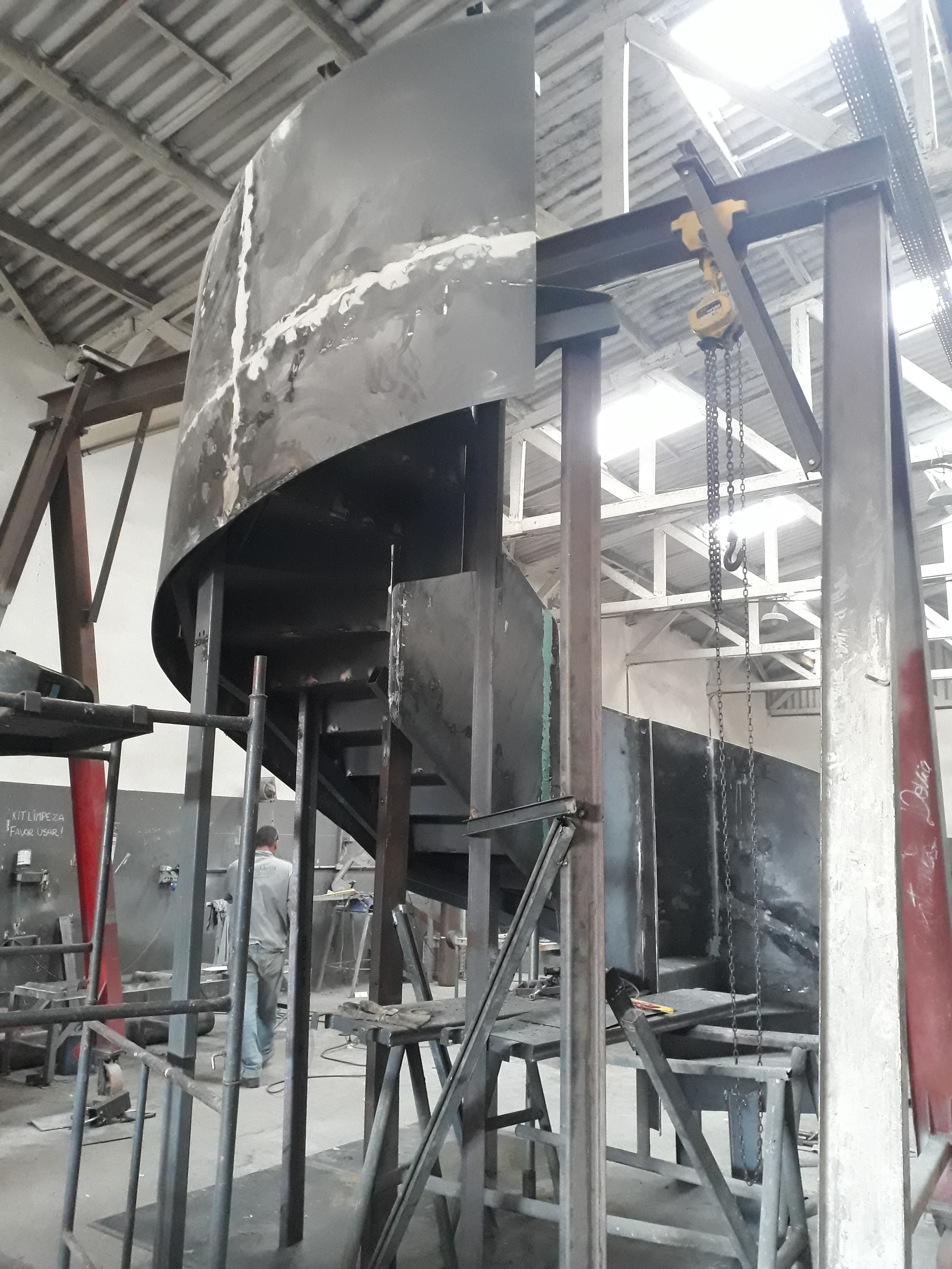 Gestão e Acompanhamento de Obras em Estrutura Metálica