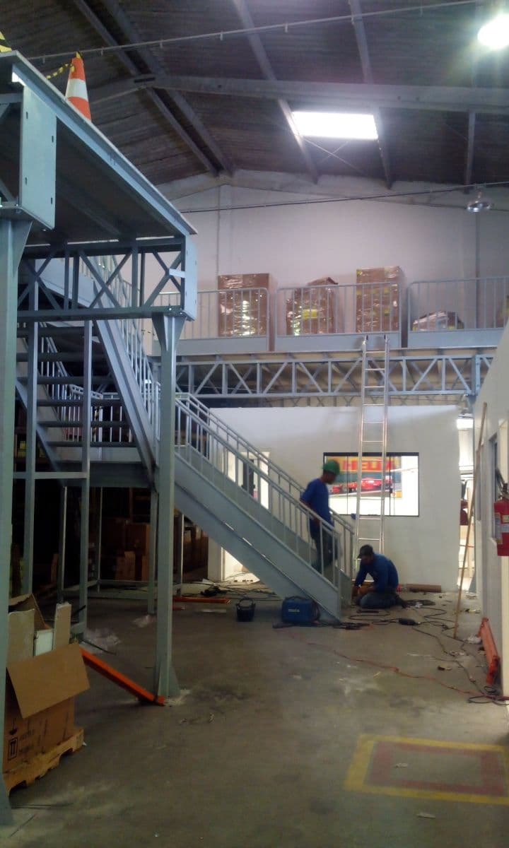 Serralheria Metálica Industrial de Uso Pesado e Manutenção