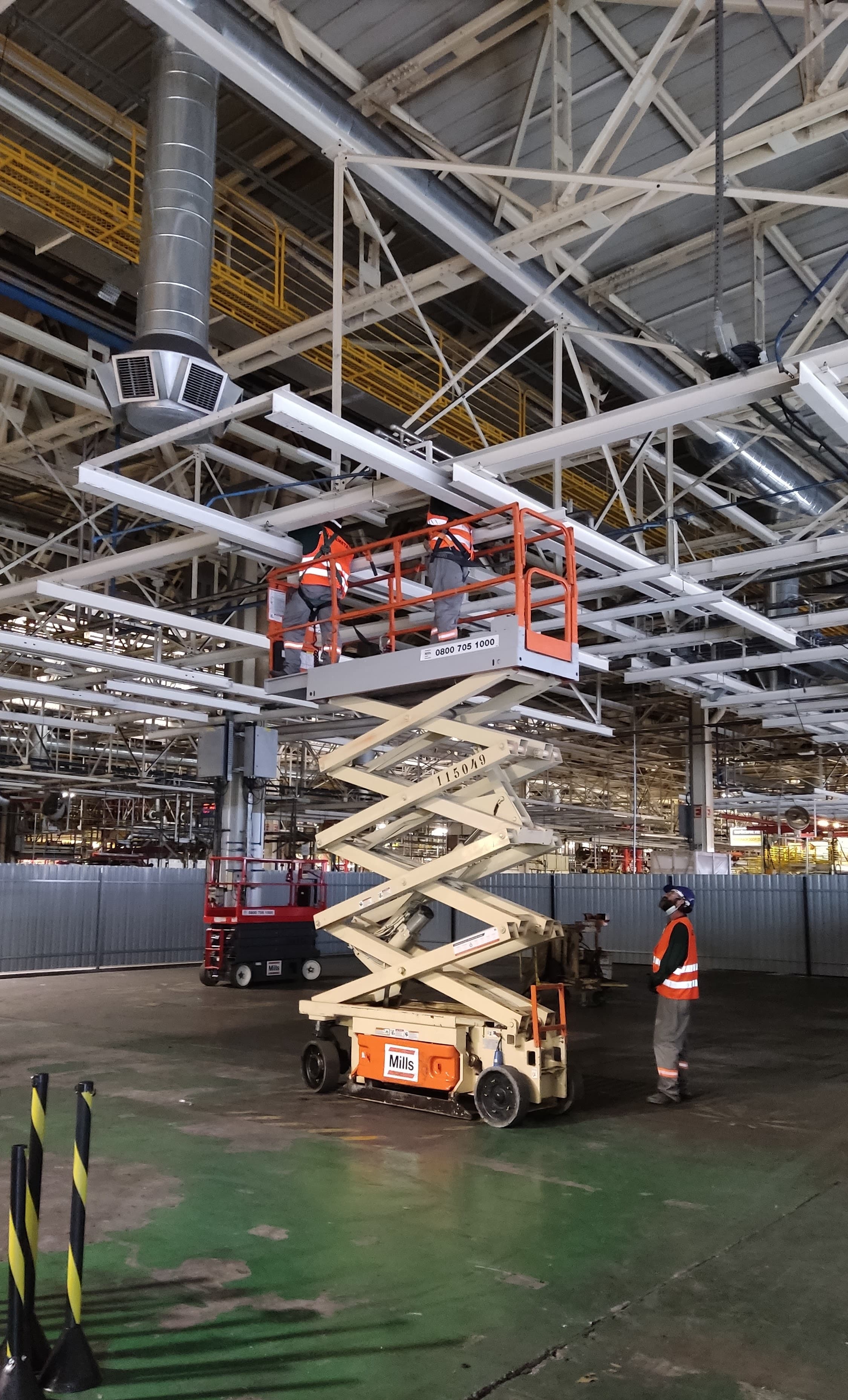 Montagem de Estrutura Metálica Mestra para Fábricas Indústrias - Acompanhamento Foto 3