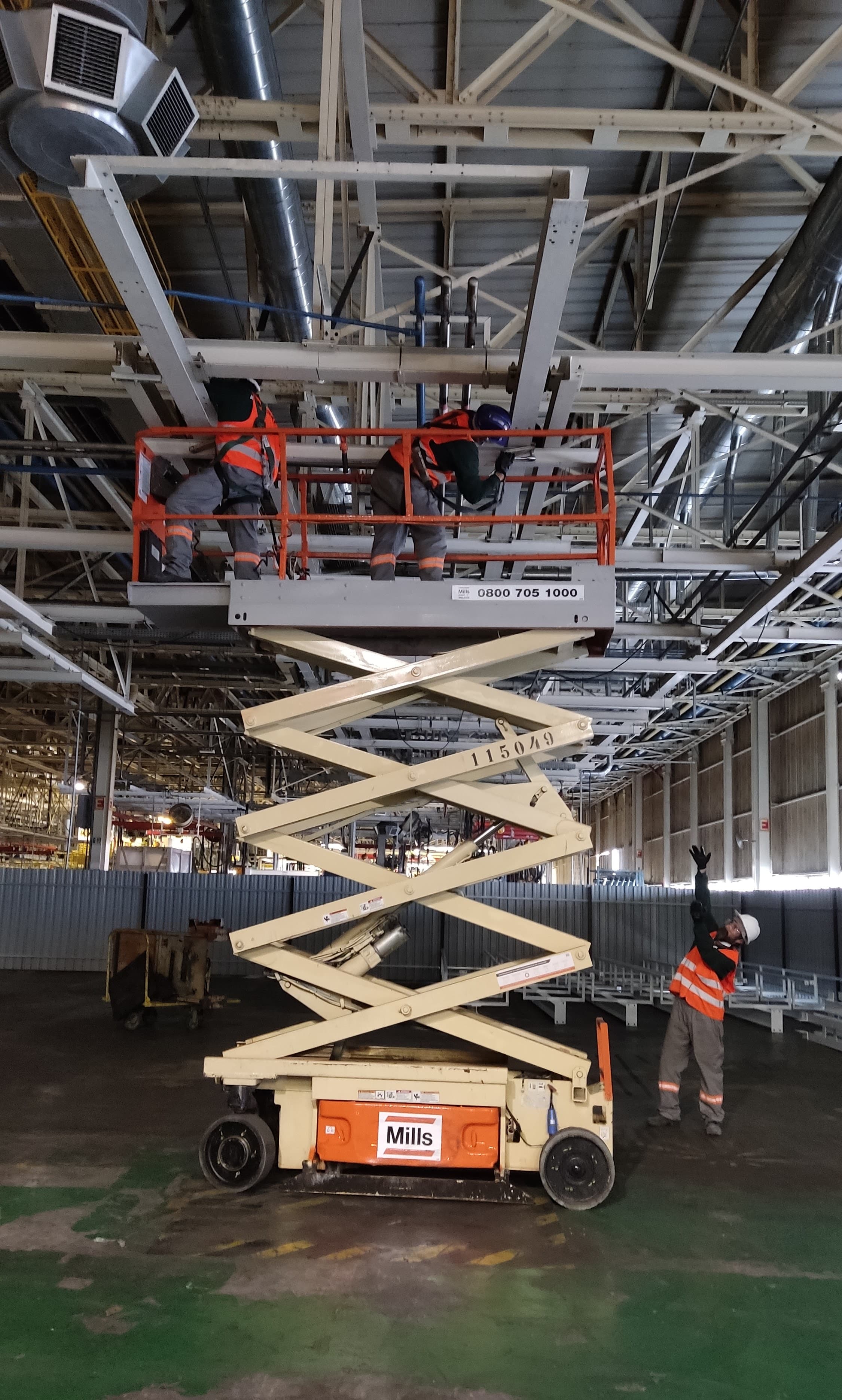 Montagem de Estrutura Metálica Mestra para Fábricas Indústrias - Acompanhamento Foto 4