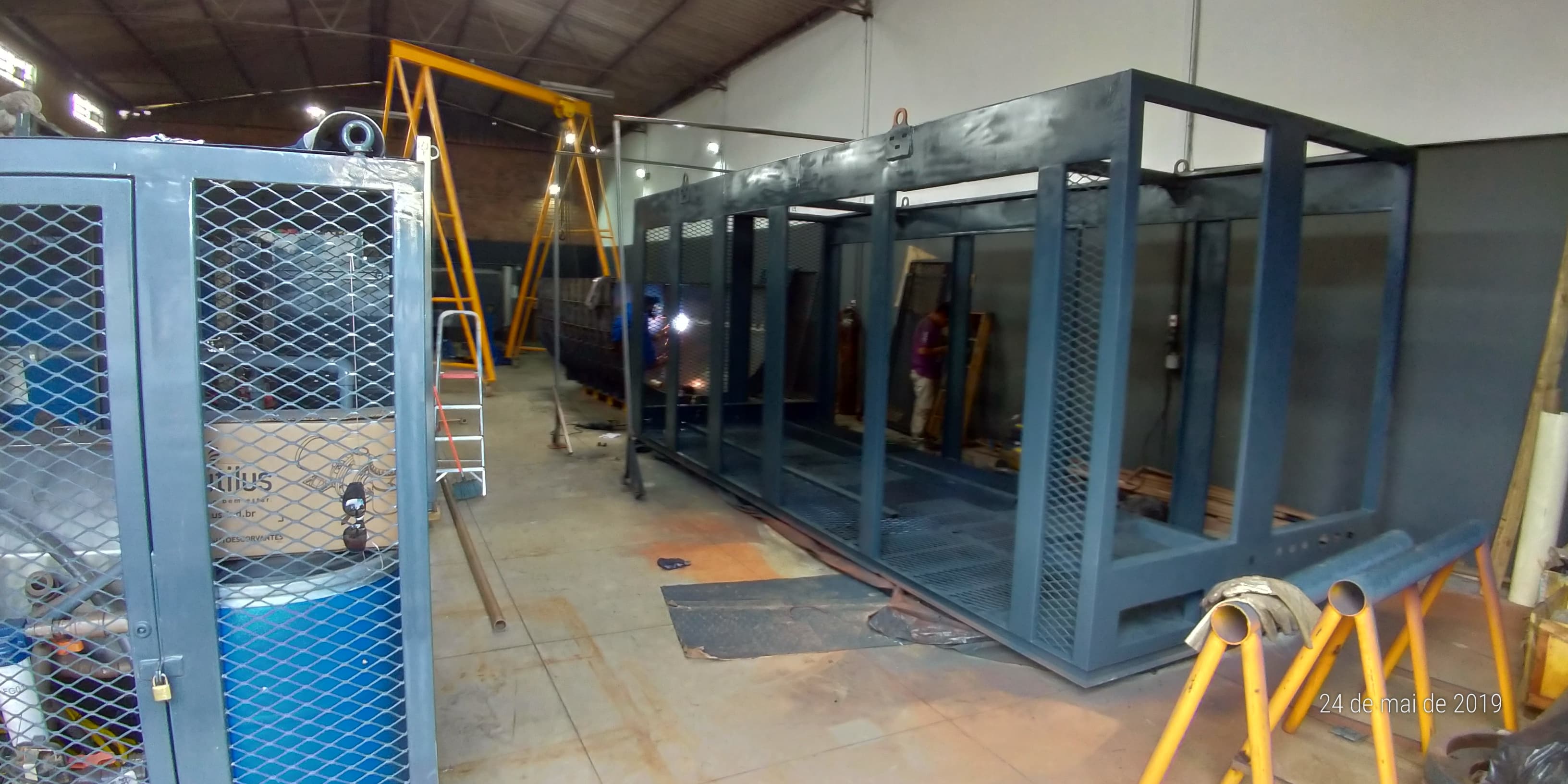 Logística Especializada: Transporte e Ereção Munck de Aço Peso - Acompanhamento Foto 16