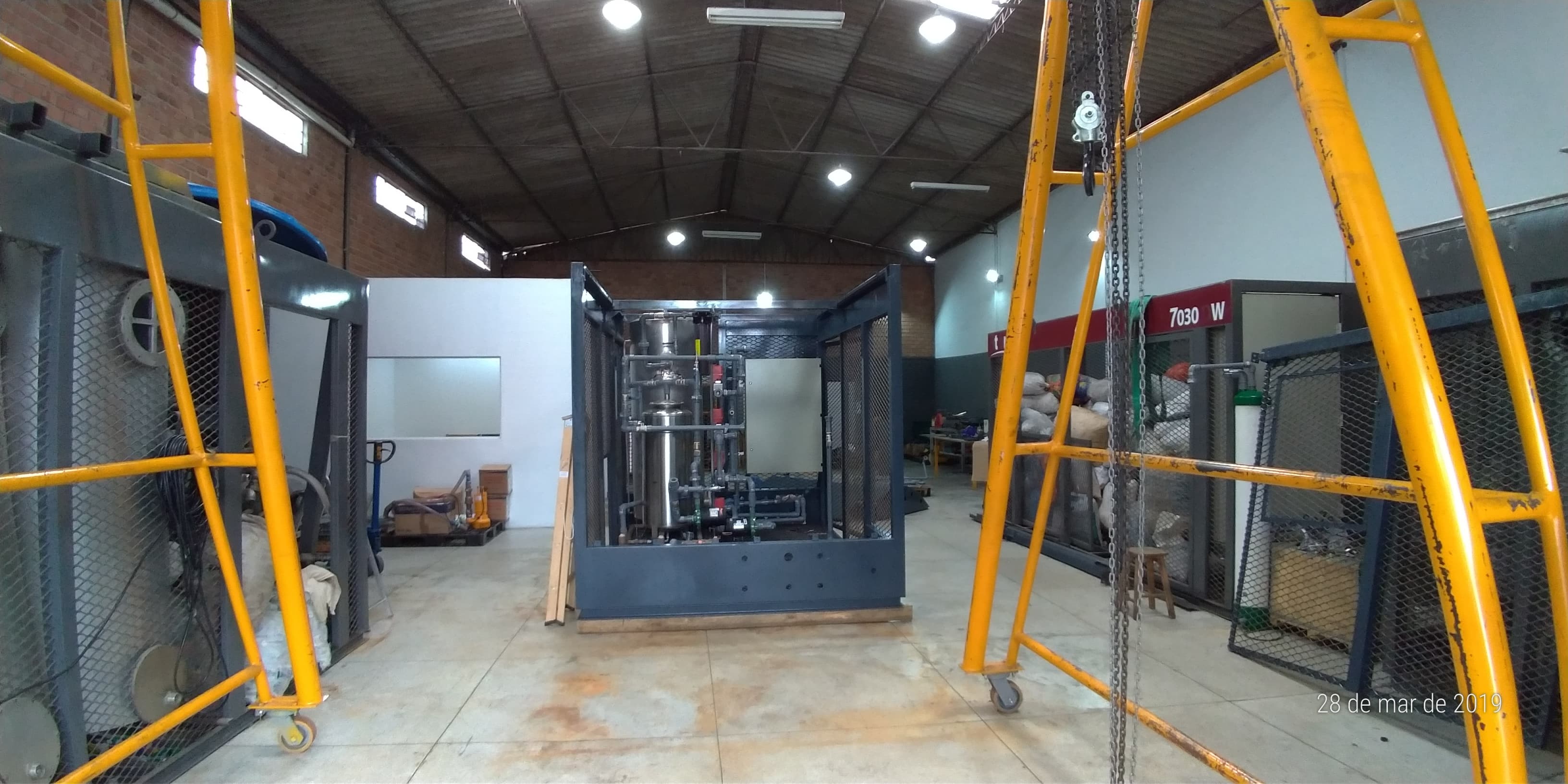 Logística Especializada: Transporte e Ereção Munck de Aço Peso - Acompanhamento Foto 2